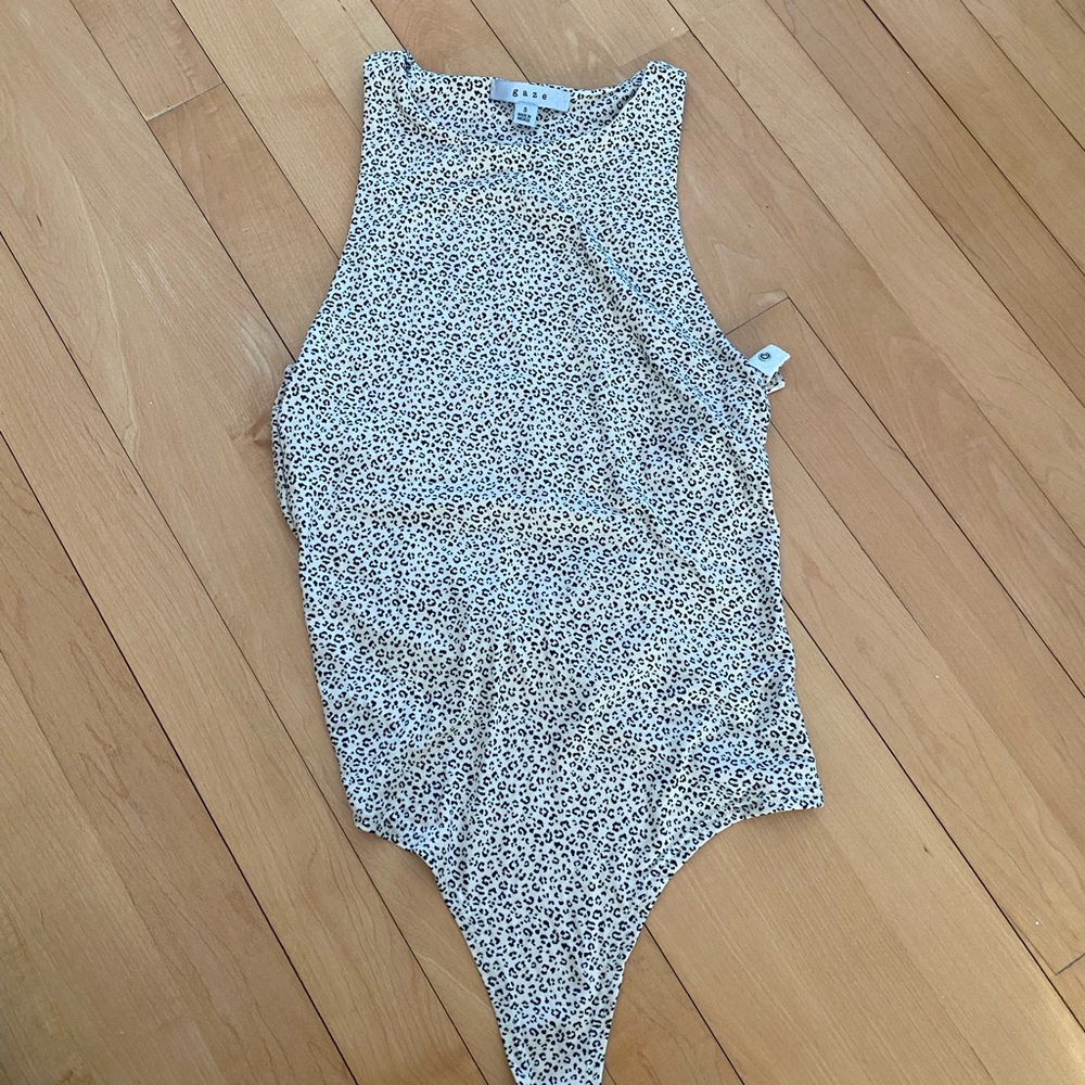 Gaze cheetah bodysuit